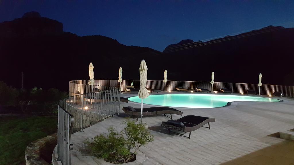 Case Vacanze Nioleo - Apartments And Pool 시니스콜라 외부 사진